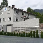 Hovsto Pensjonat *