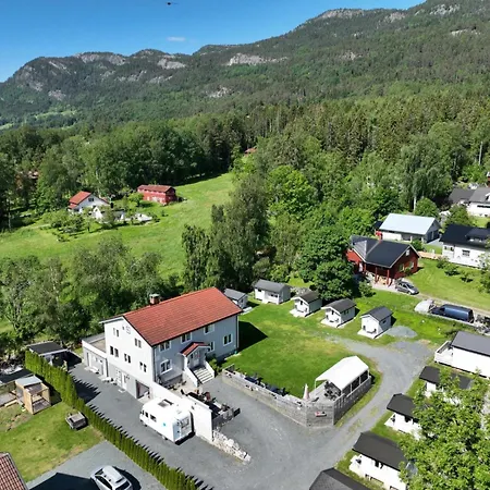 Gjestgiverier Hovstø Hytter&rom *