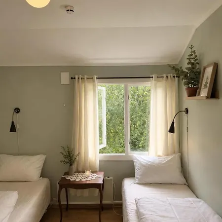 Hovsto & Rom Guest house