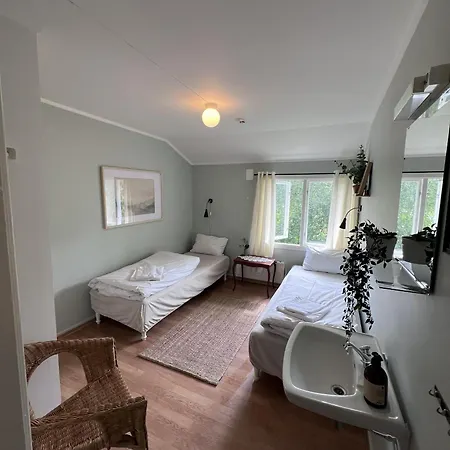 Gjestgiverier Hovstø Hytter&rom *